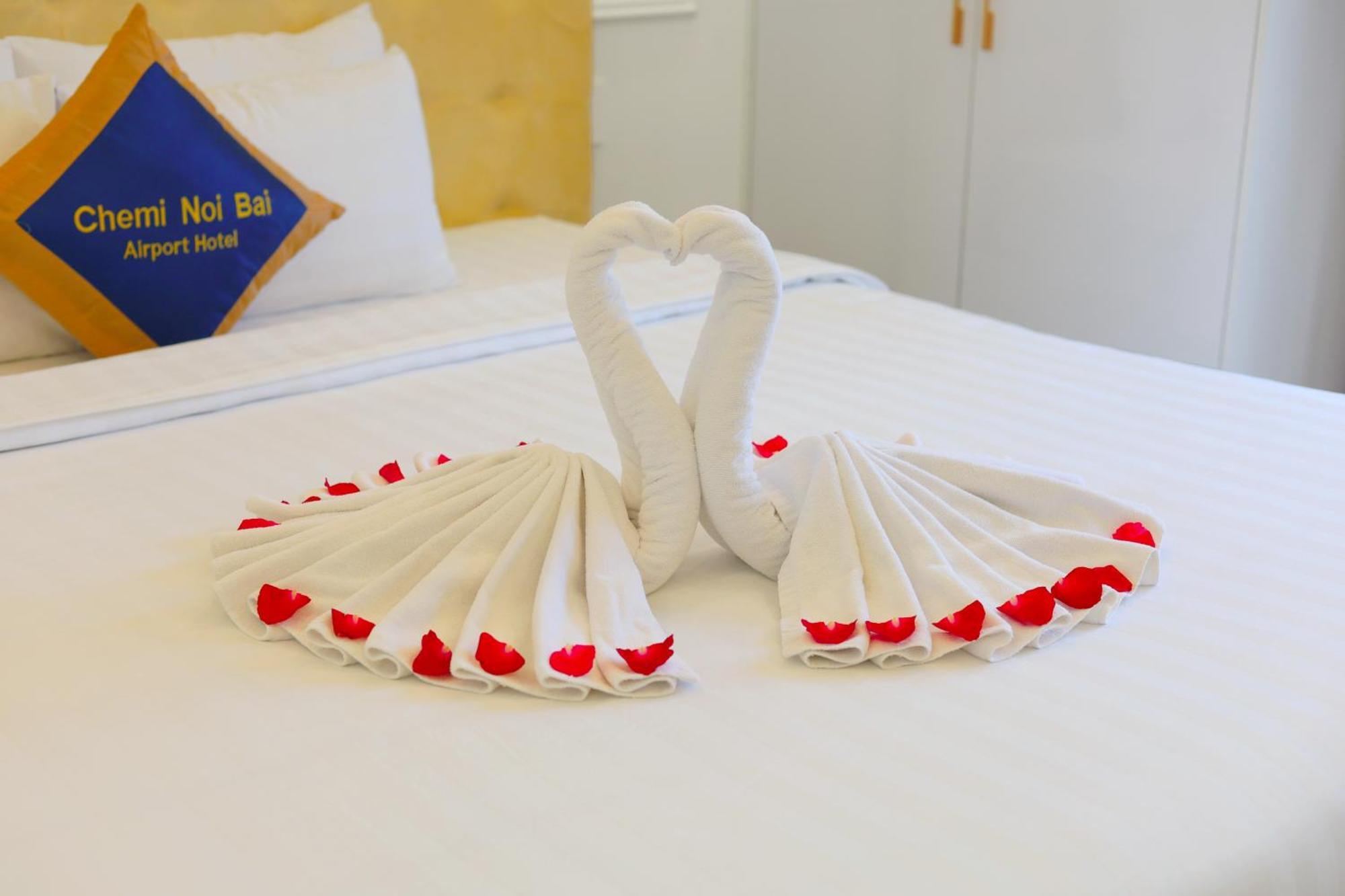 Chemi Noi Bai Airport Hotel & Travel Hanoi Eksteriør billede
